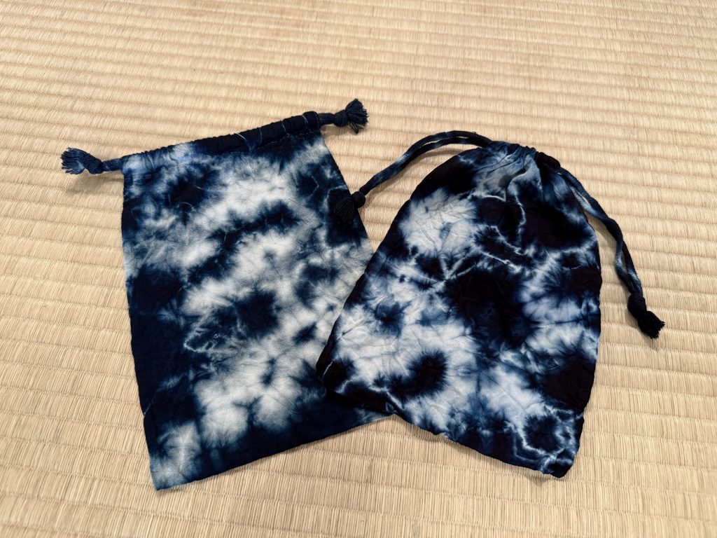 ☆世界にひとつだけの青に染めよう！自分だけのオリジナル藍染巾着づくり