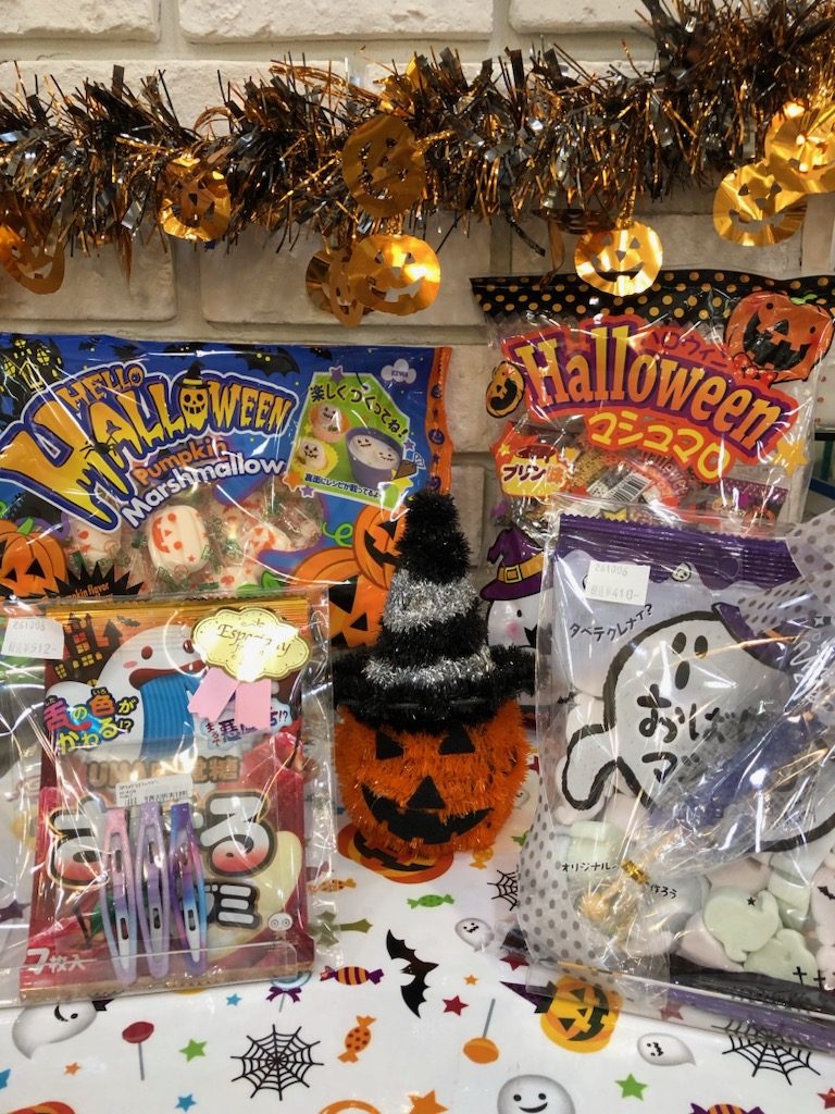 <クイーンズパステル>☆ハロウィンオススメお菓子のご紹介☆